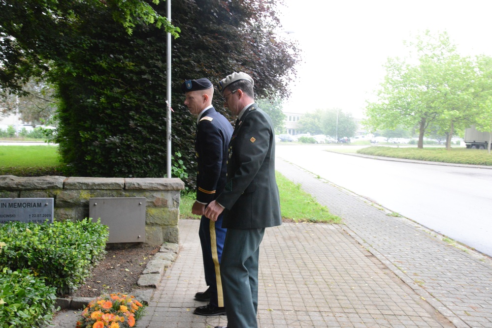 Declaration of Partnership between 39th Signal Bn and CIS Group