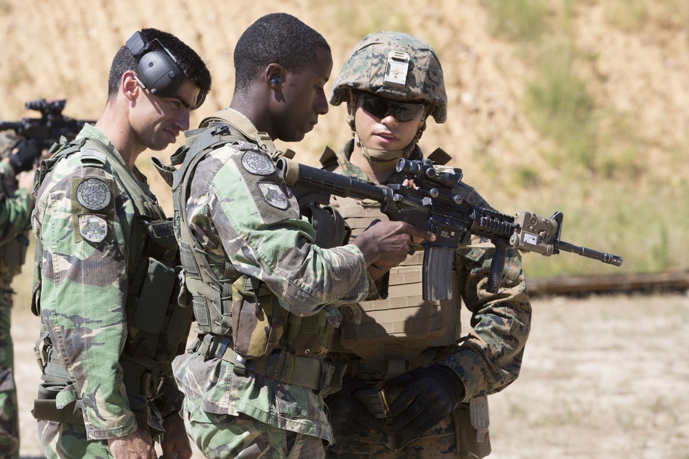 U.S. Marines, Portuguese exchange marksmanship skills during Exercise Orion 16