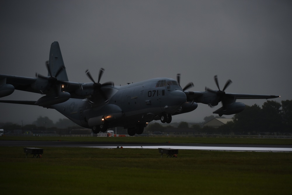 Lightning Over UK: F-35B's make historic landing at RAF Fairford