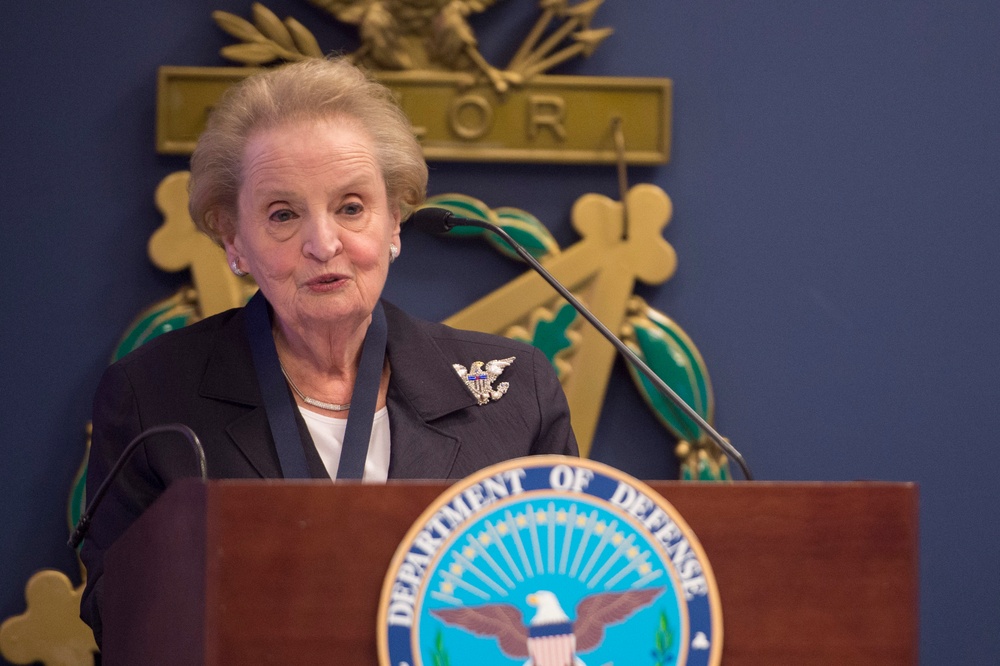 SD presents award to Madeleine Albright