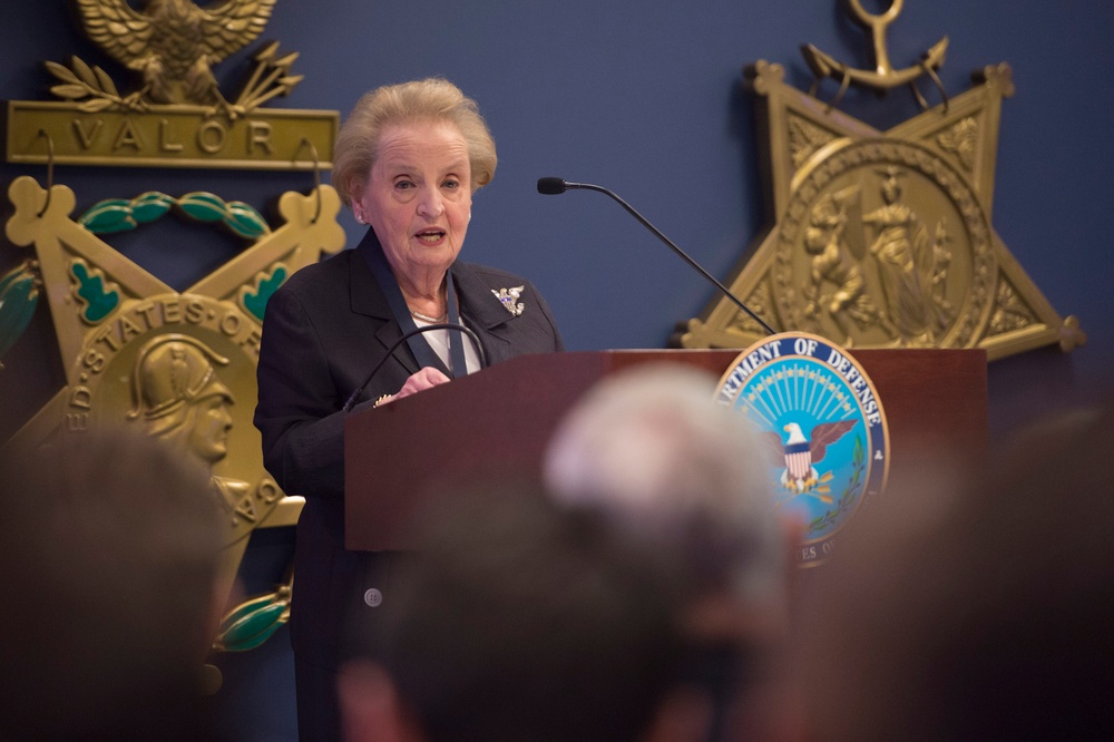 SD presents award to Madeleine Albright
