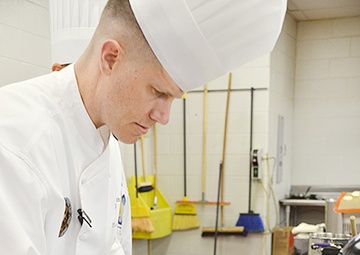 NCOs sought for out-of-the-ordinary Enlisted Aide assignments