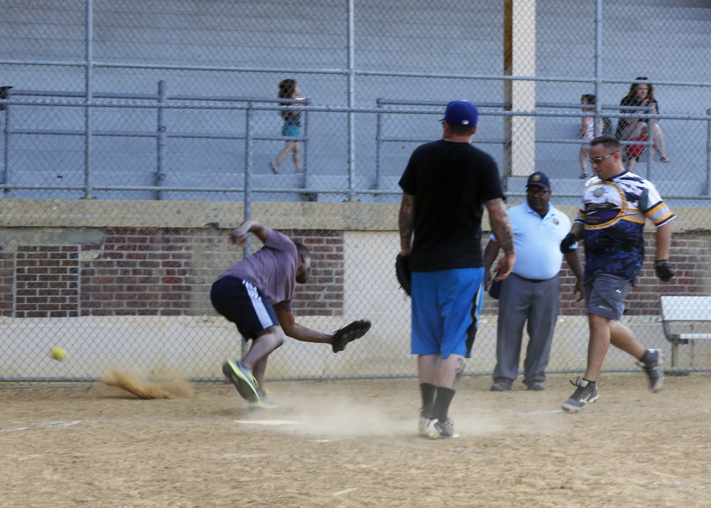 Softball team, cvn 78, PCU Ford