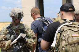 Paratroopers traing for evacuation of American citizens