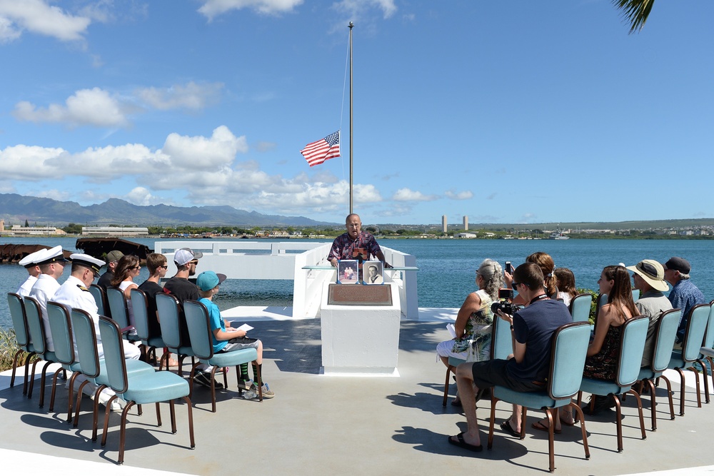Pearl Harbor Survivor’s Children, Grandchildren Carry Out Final Request