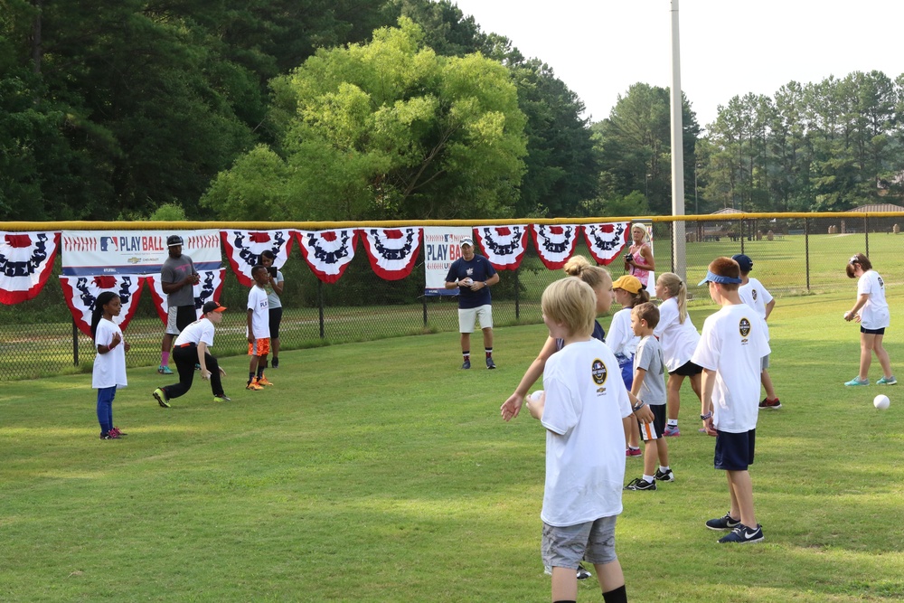 Young baseball fans, MLB Play Ball event at Ft. Bragg