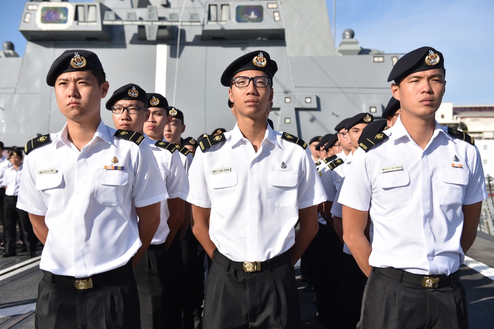 RSS Steadfast celebrates Singapore Armed Forces Day