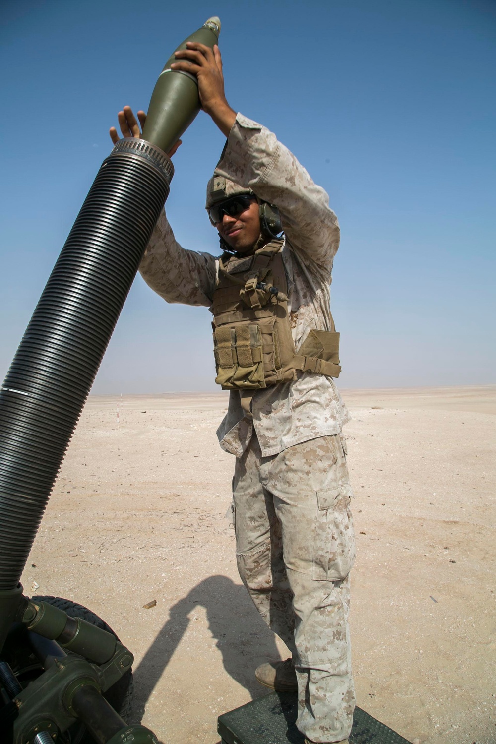 13th MEU Marines put their mortars up