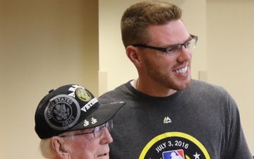 MLB Players attend luncheon at Fort Bragg