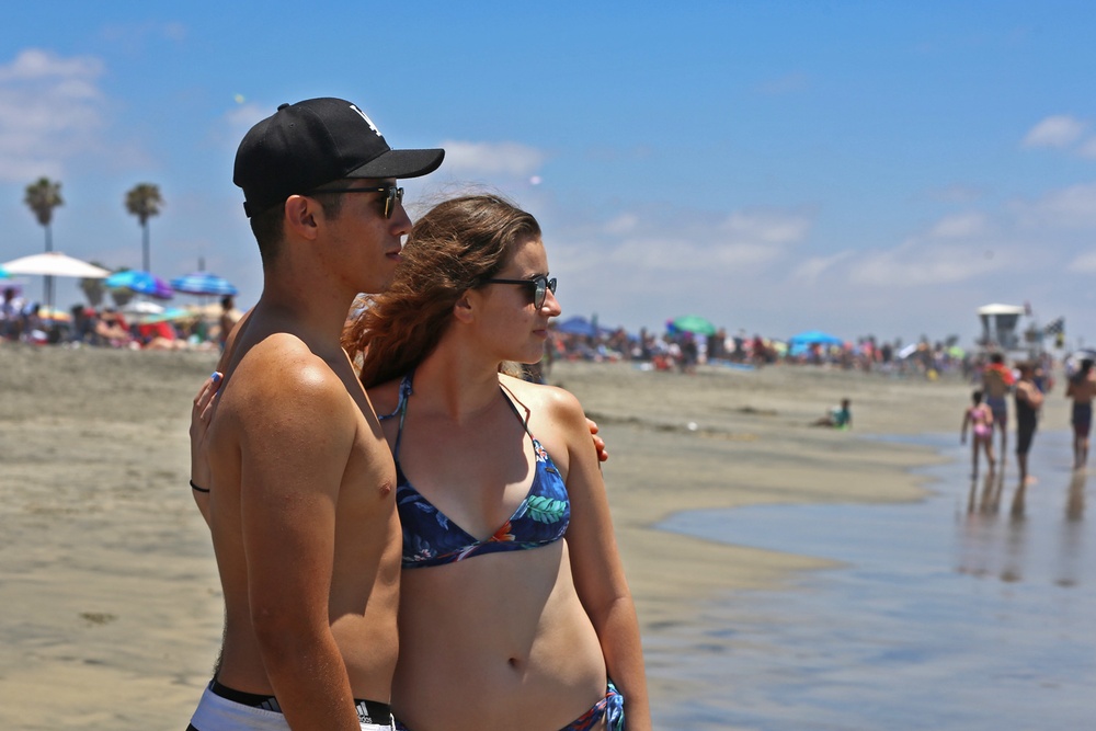 Camp Pendleton hosts 2016 Beach Bash