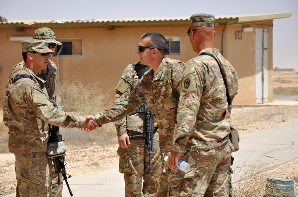 Air Force Maj. Gen. Scott A. Kindsvater meets with Soldiers stationed at Al Asad Air Base
