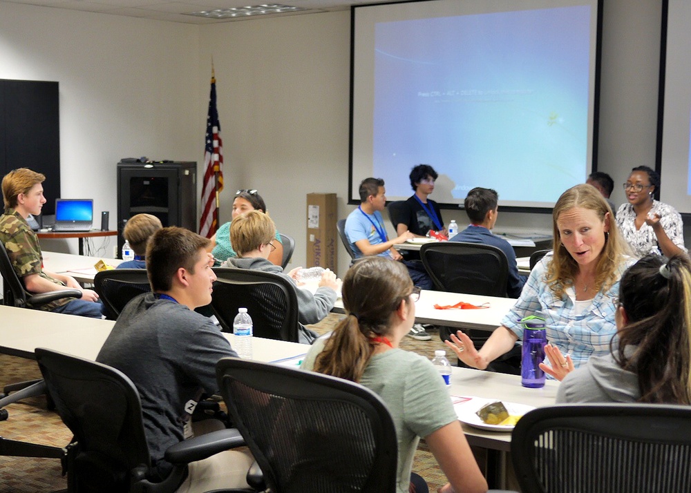 NAVFAC EXWC hosts day one of NBVC STEM Day Camp