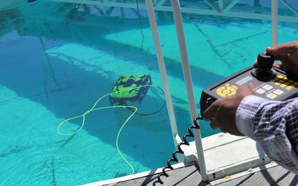 NAVFAC EXWC hosts day one of NBVC STEM Day Camp