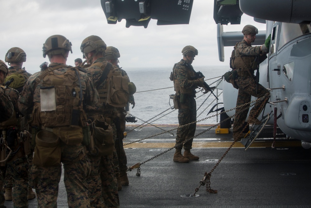 DVIDS - Images - 22nd MEU MRF Conducts Fast Rope Training [Image 5 of 14]