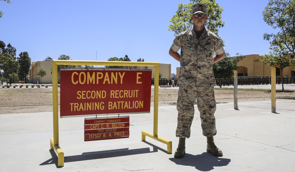 Wrestler Says He's Living His Dream of Being a Marine > U.S. Department of  Defense > Story