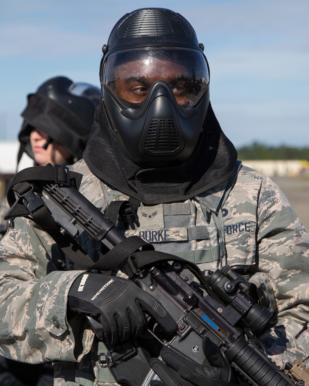 673rd Security Forces Squadron conducts high risk response training