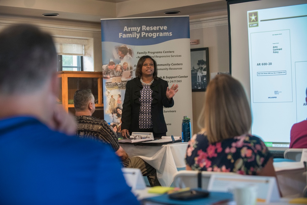 Let's Talk Family Readiness: 200th MP Command trains on Army Reserve Family Programs