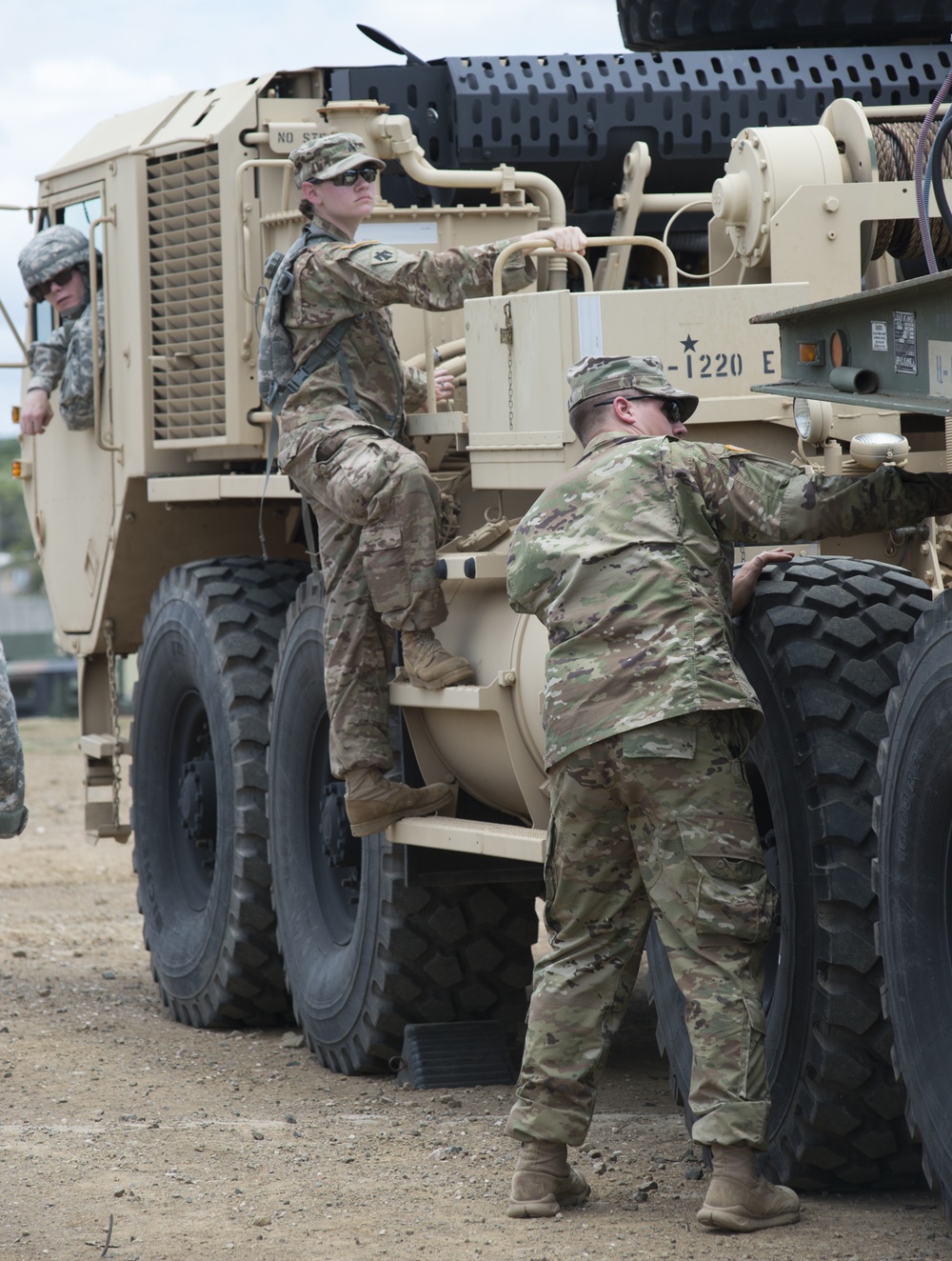 Oklahoma Guardsmen provide engineering services and backup hurricane relief
