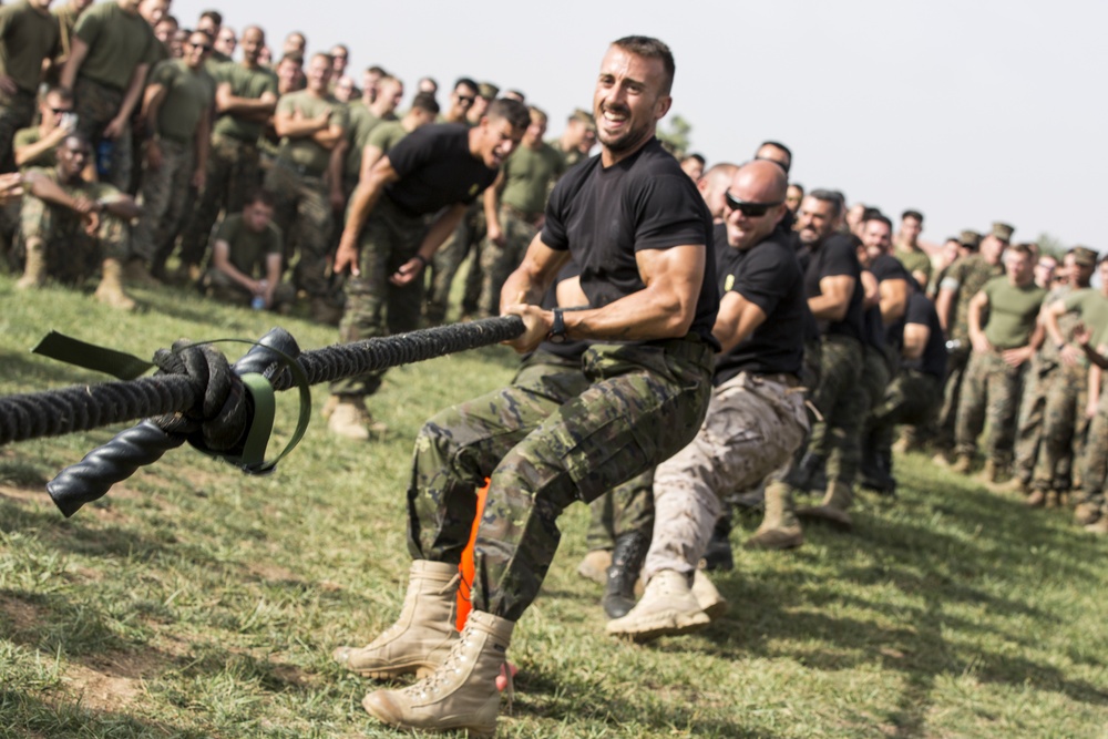 Crisis Response Marines &amp; Spanish tough it out at Commanders Cup