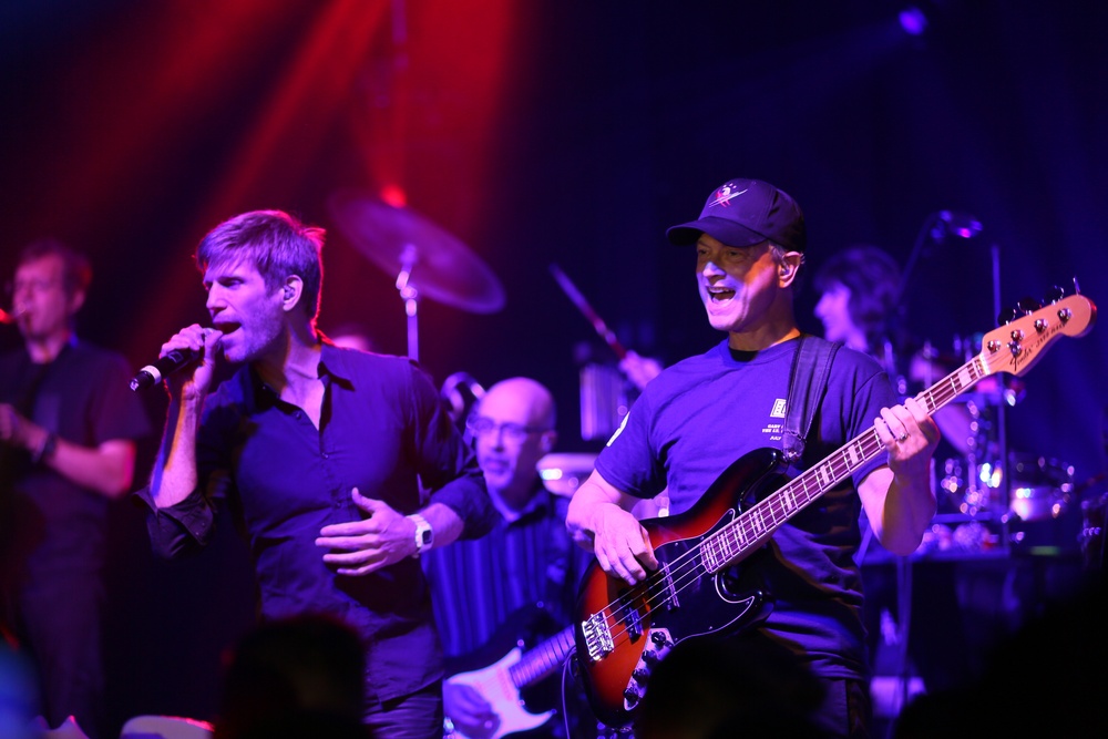 Gary Sinise, the Lt. Dan Band rock the stage for Marines, families at MCAS Cherry Point