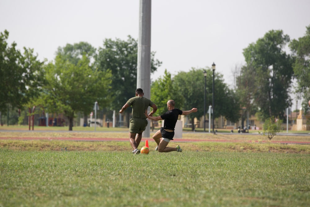 Crisis Response Marines &amp; Spanish tough it out at Commanders Cup
