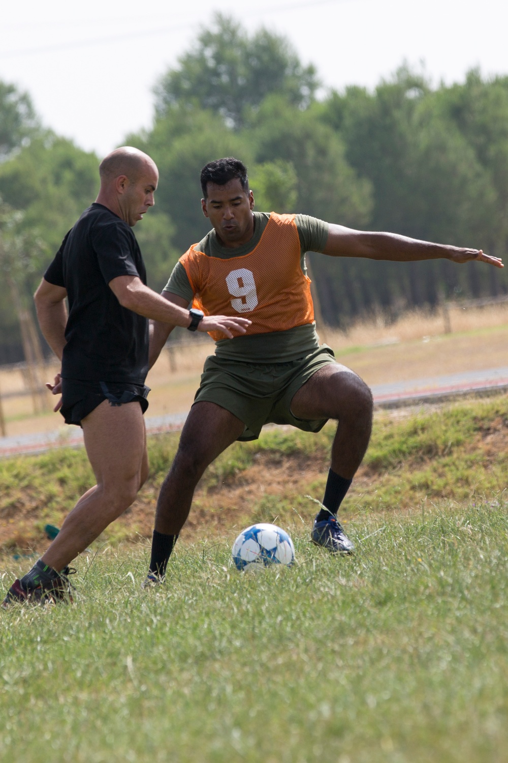 Crisis Response Marines &amp; Spanish tough it out at Commanders Cup