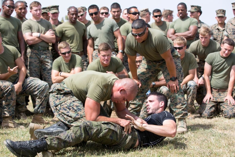 Crisis Response Marines &amp; Spanish tough it out at Commanders Cup