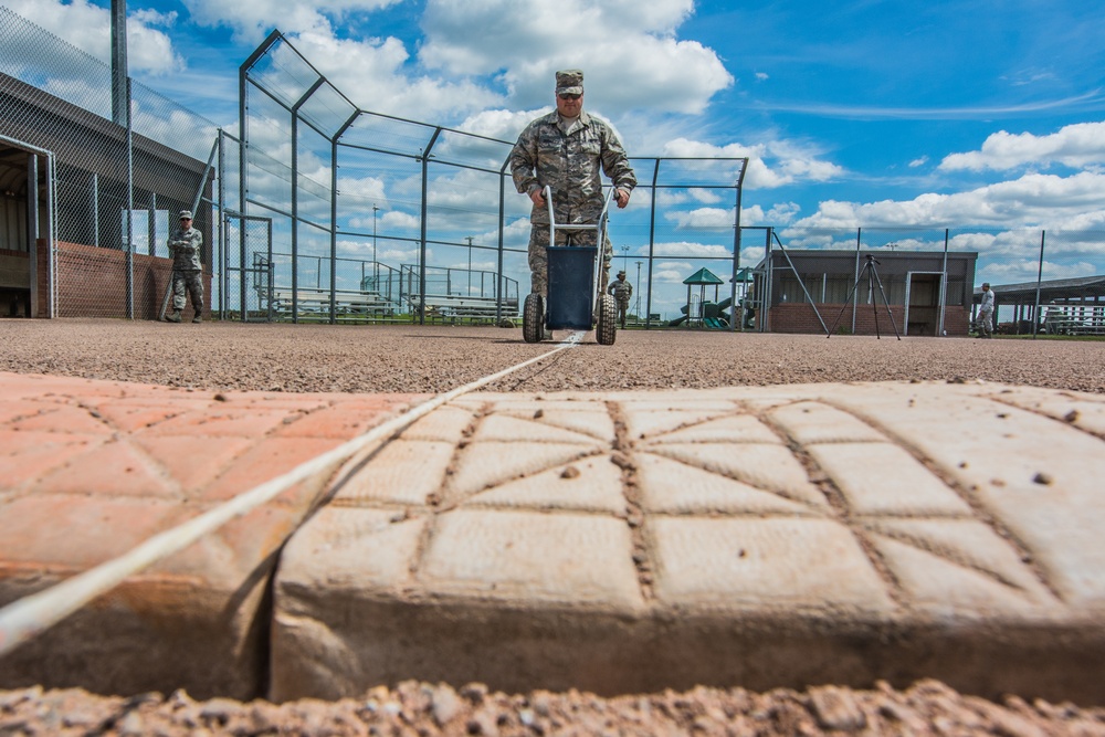 Missouri Airmen arrive in England for training