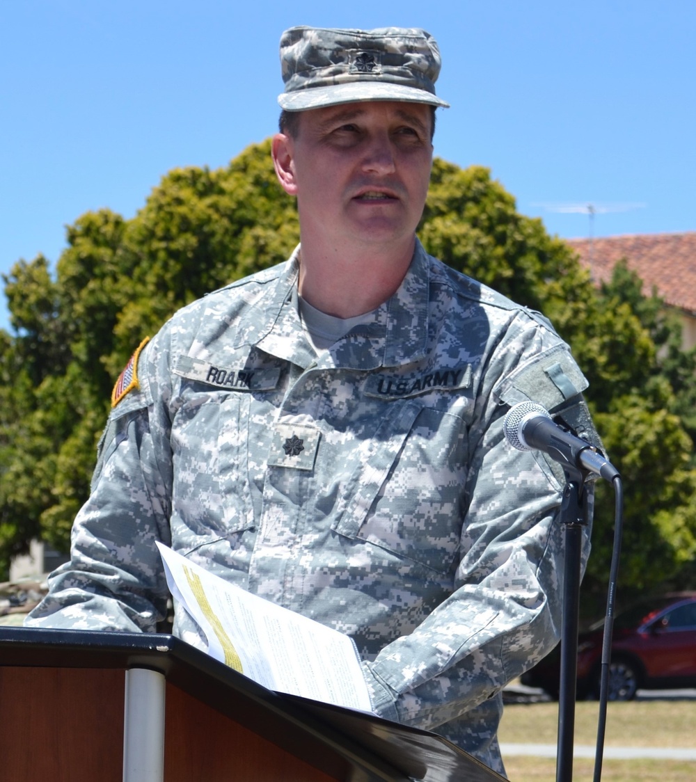 Lt. Col. Roark assumes command of the 469th CSSB