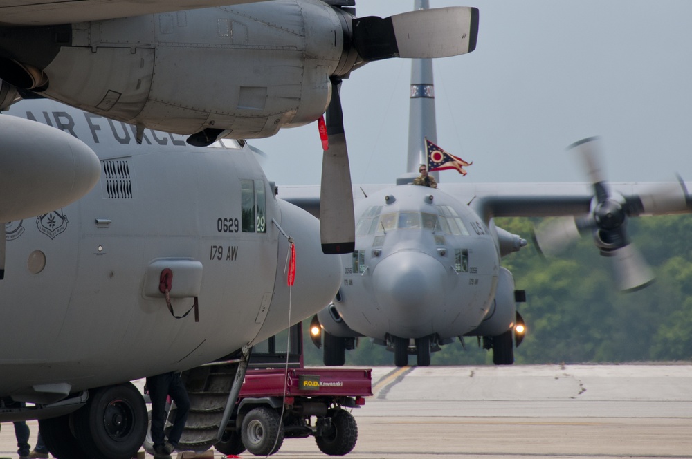 Over 100 airmen return to 179th from deployment