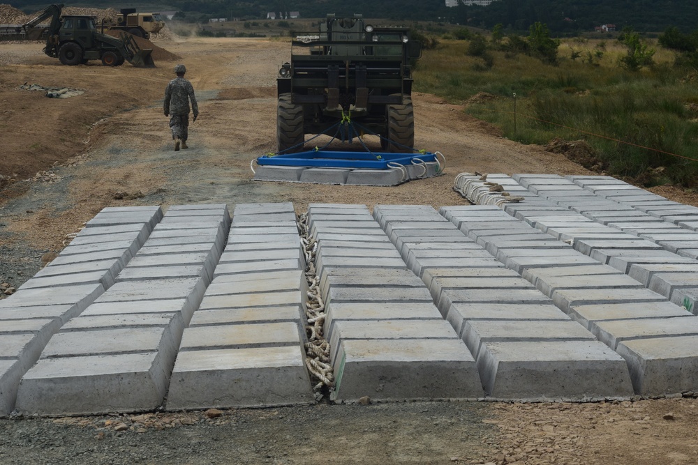 Army Reserves Improves Tank Firing Range in Bulgaria