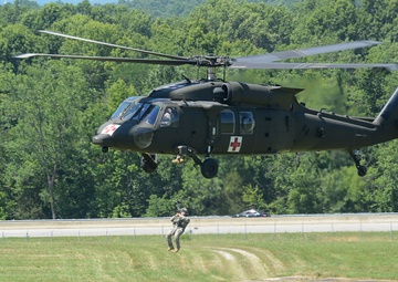 Army Reserve Aviation Command (ARAC) conducts joint MEDEVAC training with the 19th Engineer Battalion