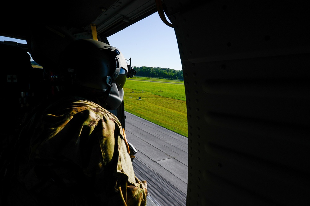 Army Reserve Aviation Command (ARAC) conducts joint MEDEVAC training with the 19th Engineer Battalion