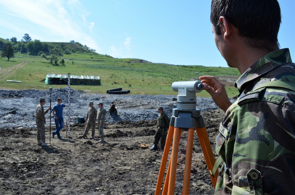 166th Engineer Company, Alabama Army National Guard, Works Side-by-Side with Romanian Military