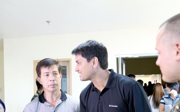U.S. shares knowledge on first responder skills at local hospital in the Philippines