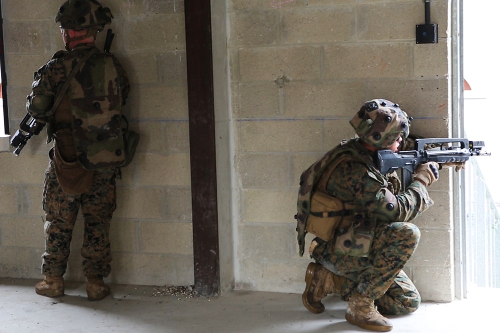 SPMAGTF-CR-AF Bravo Co &amp; French Army Conduct Platoon Defense exercise