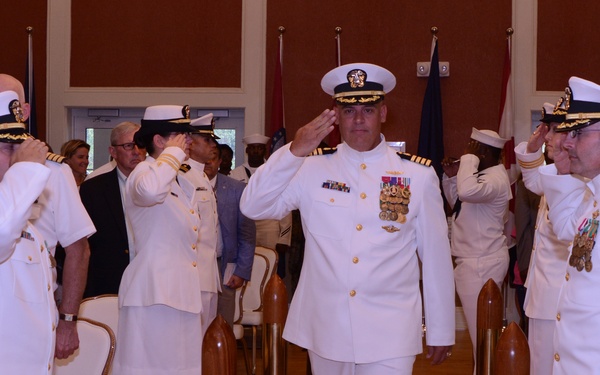 New Naval Hospital Commanding Officer Takes Helm