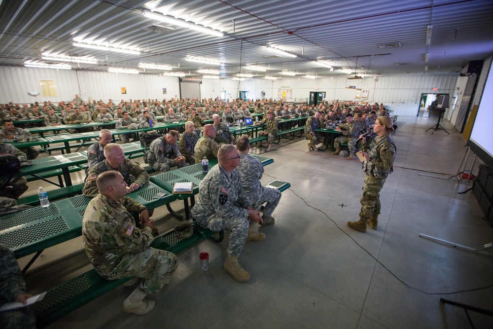 Brigadier General Lee Gray conducts warm start at WAREX 86-16-03