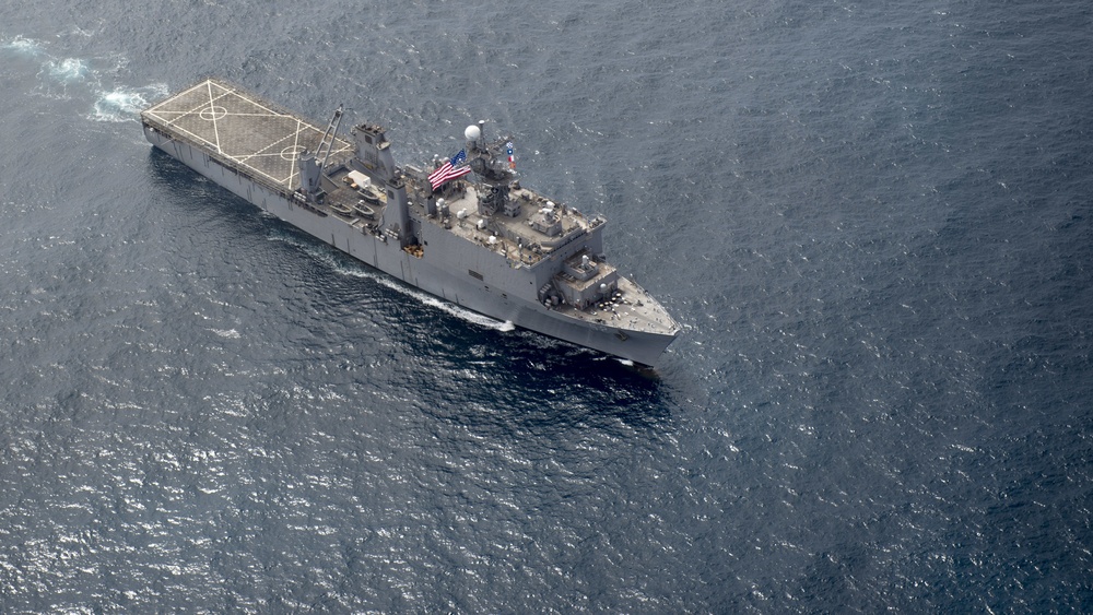 USS Pearl Harbor (LSD 52) Underway during RIMPAC SOCAL 2016