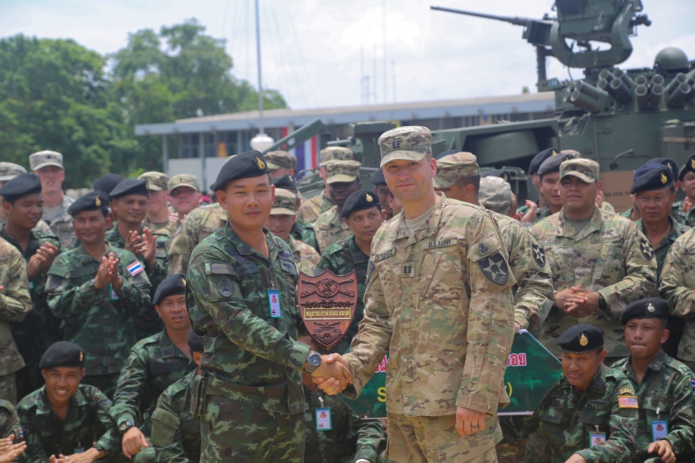 U.S. and Thai Soldiers Celebrate Mission Success