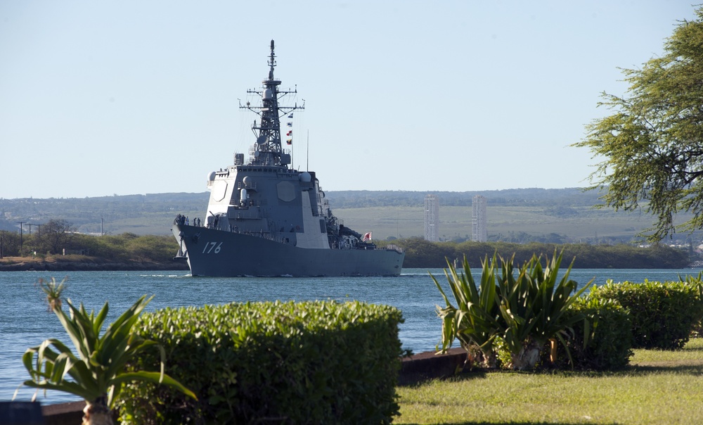 JS Chokai (DDG 176) departs Joint Base Pearl Harbor-Hickam for Rim of the Pacific 2016