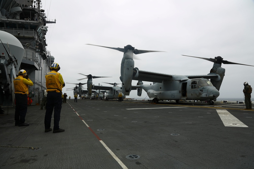 22nd MEU and Moroccan forces practice aircraft embarkation aboard Wasp