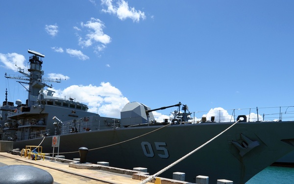 CNS Almirante Cochrane gets underway for RIMPAC