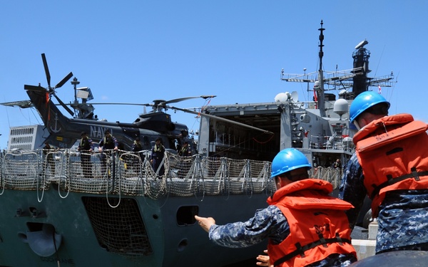 CNS Almirante Cochrane gets underway for RIMPAC