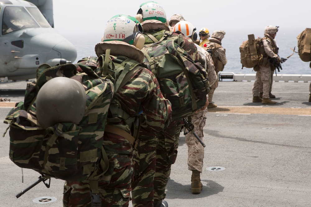 22nd MEU Marines and Moroccan forces launch from Wasp in Ospreys