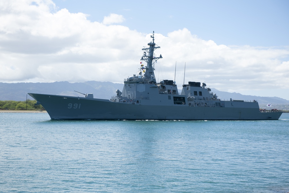 Multinational Ships Depart for RIMPAC 16