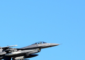 Team Aviano F-16s depart for Red Flag 16-3