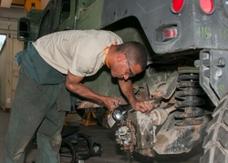 Mechnic Degreases HMMWV [Image 6 of 6]
