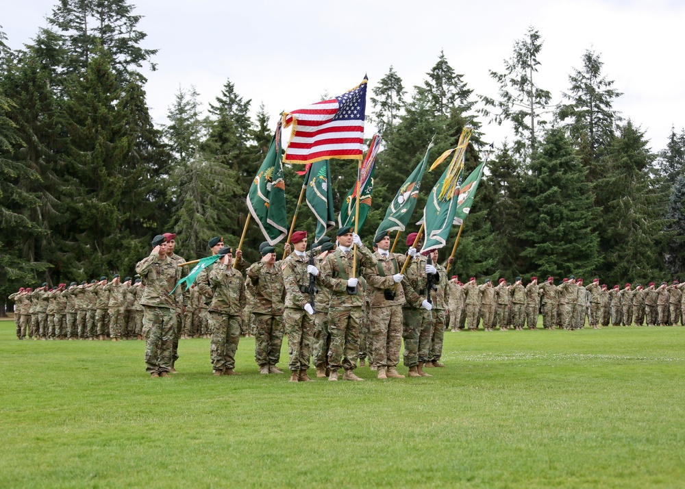 1st Special Forces Group (Airborne) Welcomes new Commander