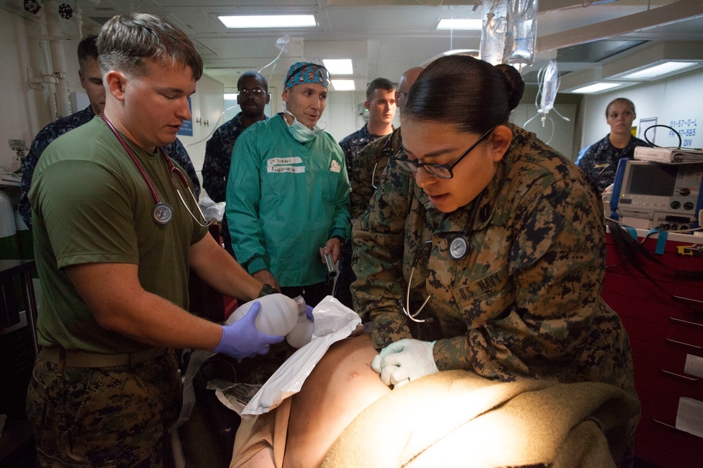 RIMPAC 16: Mass casualty drill on USS America